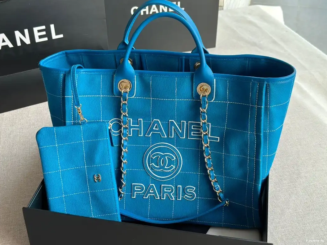 First Bag Ru SHOPPING BAG MAXI CHANEL 0503